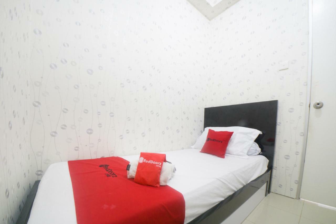 Reddoorz Apartment @ Pegangsaan Kelapa Gading 3 จาการ์ตา ภายนอก รูปภาพ